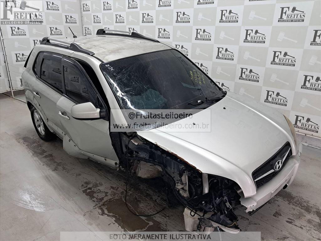 Foto 2: HYUNDAI/TUCSON GLSB, 11/12, PLACA: E__-___3, SUCATA S/ DIREITO A DOCUMENTO, GASO...