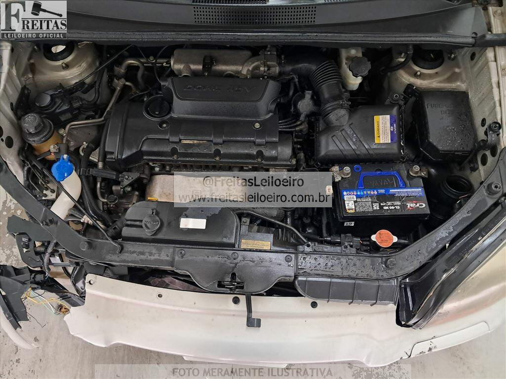 Foto 11 de 27: HYUNDAI/TUCSON GLSB, 11/12, PLACA: E__-___3, SUCATA S/ DIREITO A DOCUMENTO, GASO...