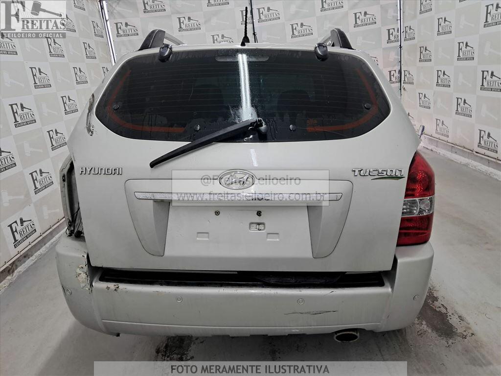 Foto 15 de 27: HYUNDAI/TUCSON GLSB, 11/12, PLACA: E__-___3, SUCATA S/ DIREITO A DOCUMENTO, GASO...