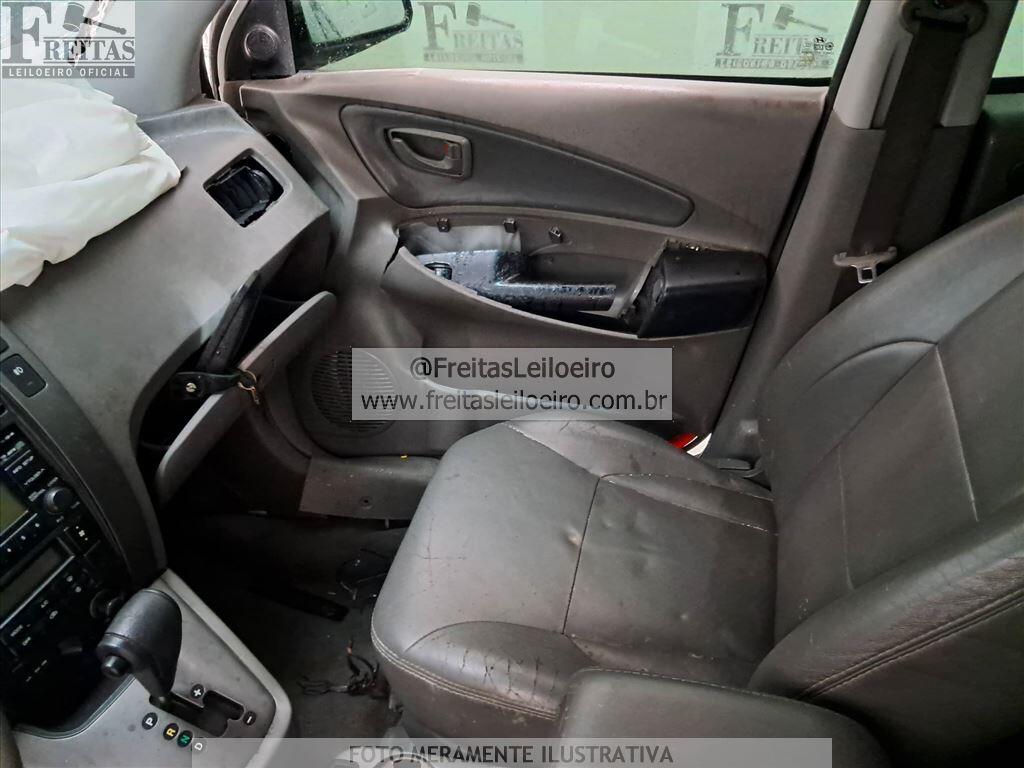 Foto 19 de 27: HYUNDAI/TUCSON GLSB, 11/12, PLACA: E__-___3, SUCATA S/ DIREITO A DOCUMENTO, GASO...