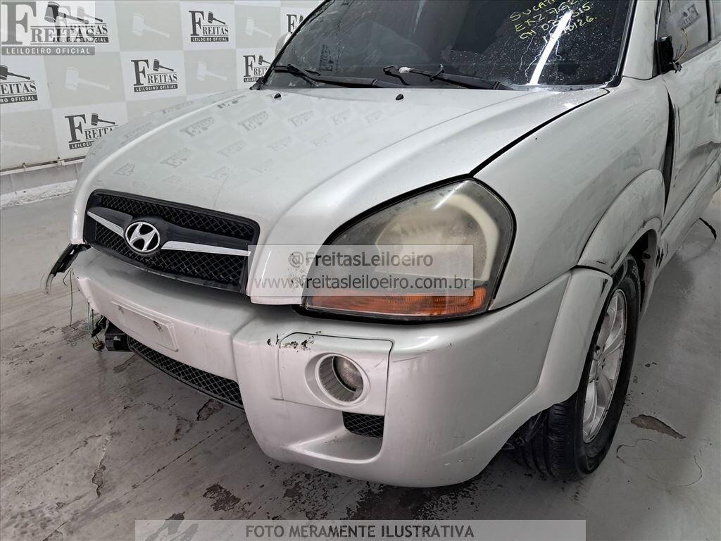 Foto 20 de 27: HYUNDAI/TUCSON GLSB, 11/12, PLACA: E__-___3, SUCATA S/ DIREITO A DOCUMENTO, GASO...