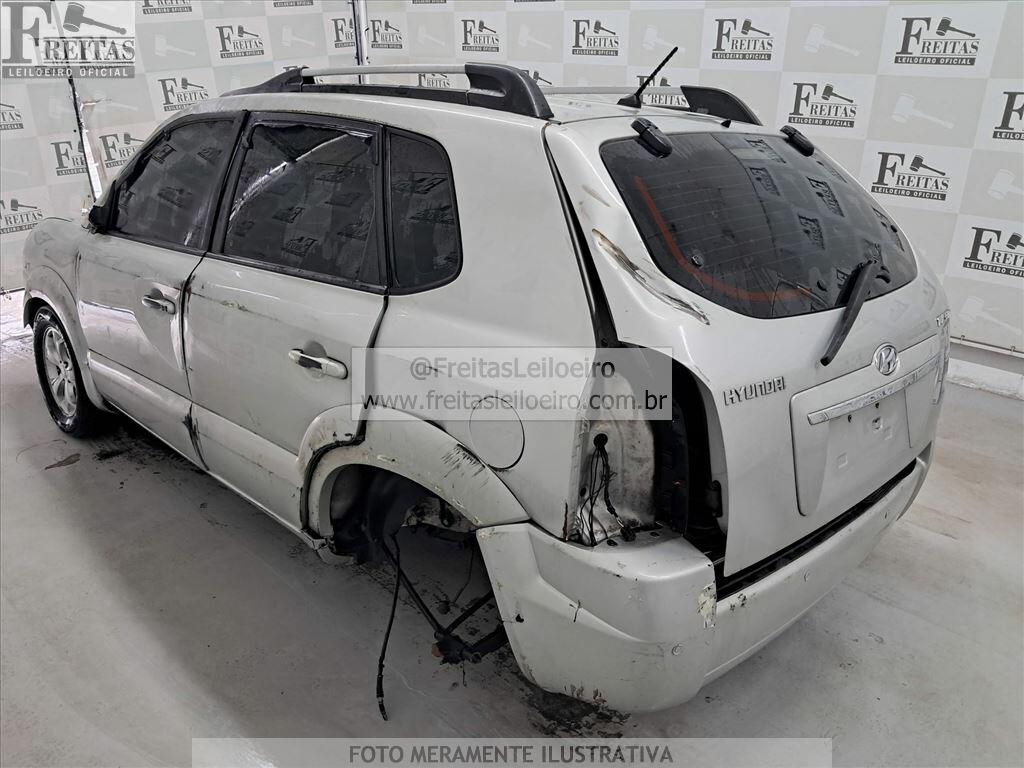 Foto 25 de 27: HYUNDAI/TUCSON GLSB, 11/12, PLACA: E__-___3, SUCATA S/ DIREITO A DOCUMENTO, GASO...