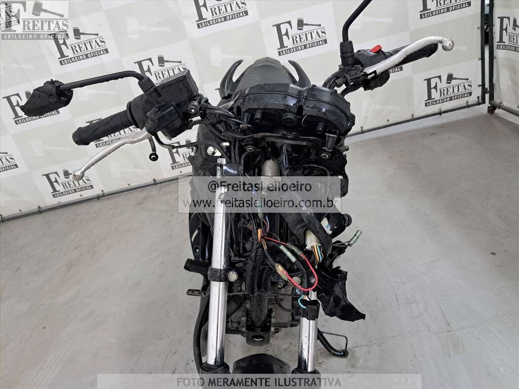 Foto 7 de 17: YAMAHA/YS150 FAZER SED, 24/25, PLACA: T__-___8, GASOL/ALC, PRETA