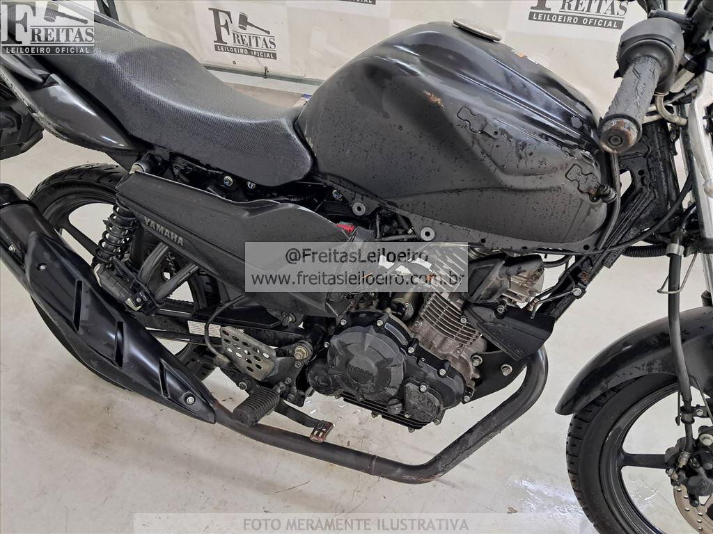 Foto 14 de 17: YAMAHA/YS150 FAZER SED, 24/25, PLACA: T__-___8, GASOL/ALC, PRETA