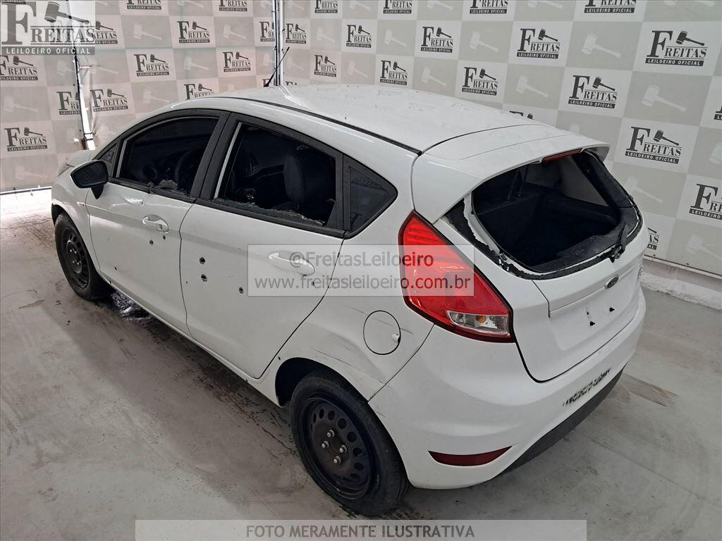 Foto 3: FORD/FIESTA HA 1.5L S, 13/14, PLACA: F__-___8, GASOL/ALC, BRANCA