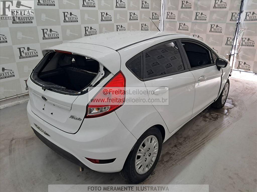 Foto 4: FORD/FIESTA HA 1.5L S, 13/14, PLACA: F__-___8, GASOL/ALC, BRANCA