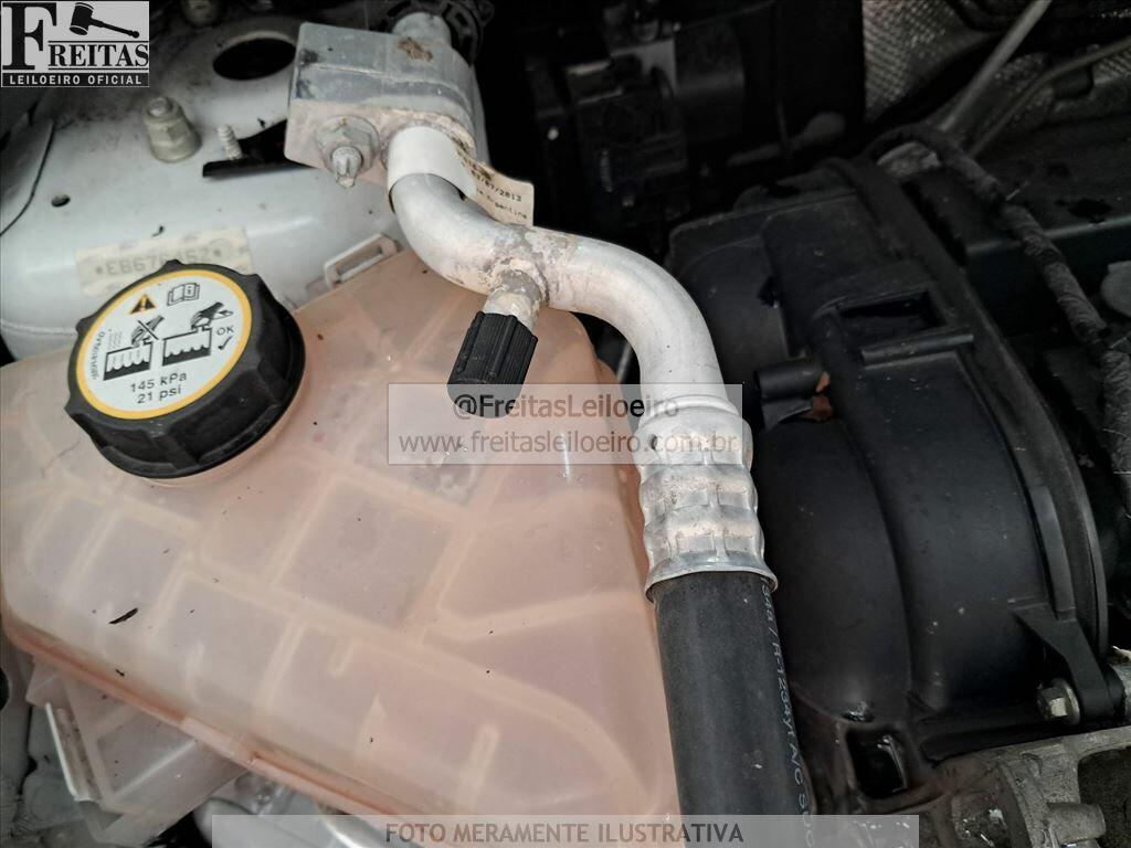 Foto 10 de 24: FORD/FIESTA HA 1.5L S, 13/14, PLACA: F__-___8, GASOL/ALC, BRANCA