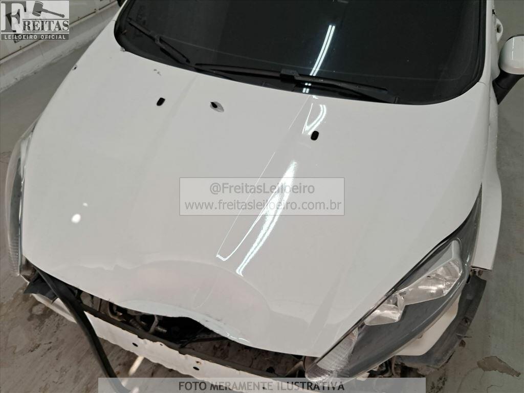 Foto 15 de 24: FORD/FIESTA HA 1.5L S, 13/14, PLACA: F__-___8, GASOL/ALC, BRANCA