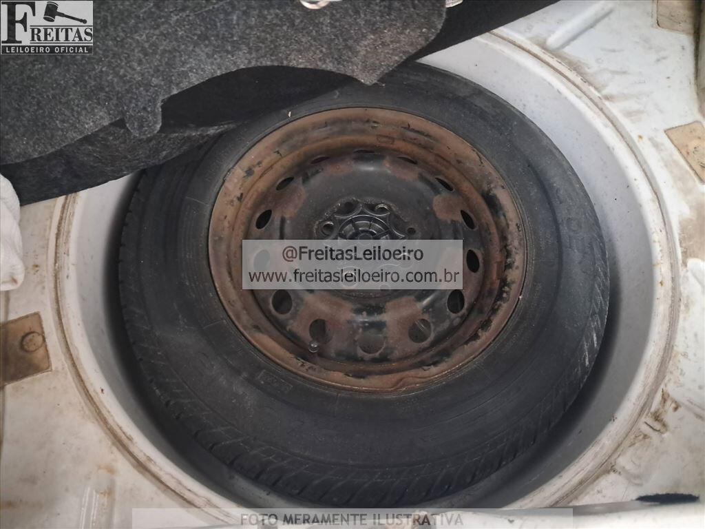 Foto 9 de 14: VW/GOL 1.0 GIV, 13/14, PLACA: I__-___4, GASOL/ALC, BRANCA