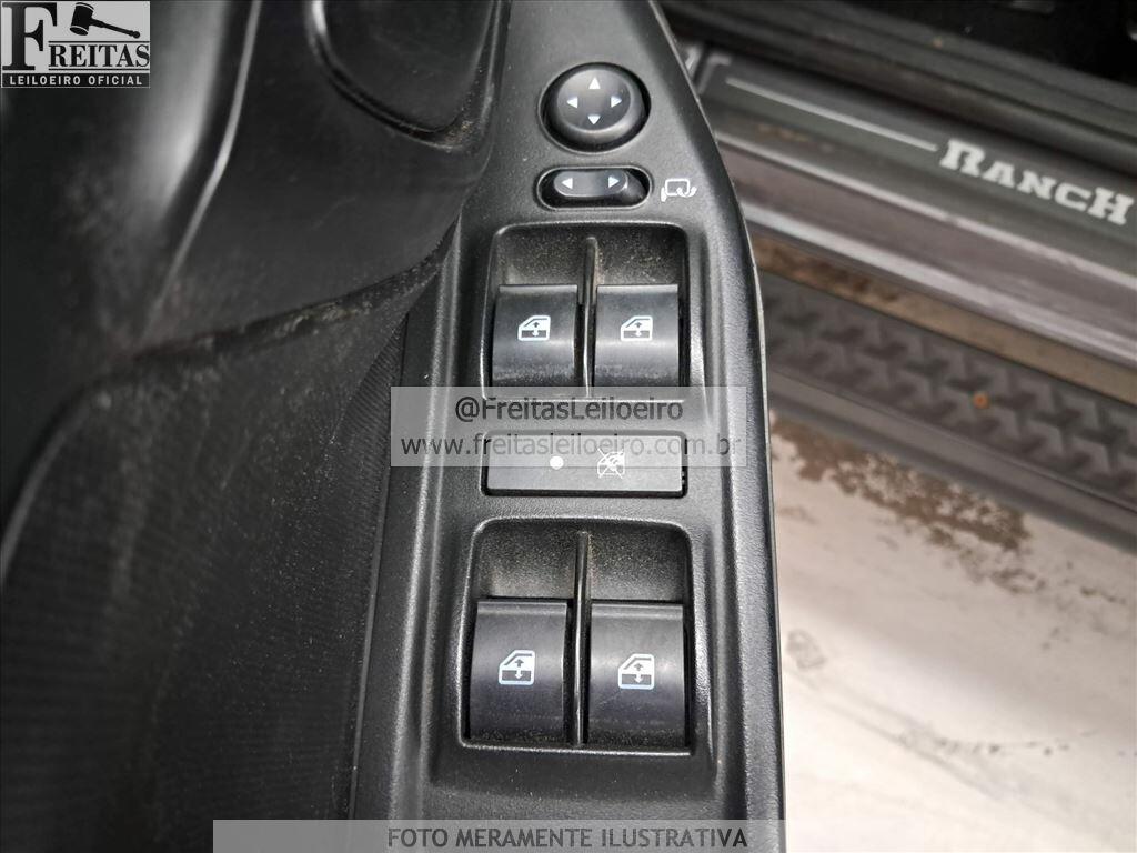 Foto 12 de 24: FIAT/STRADA RANCH AT, 22/22, PLACA: R__-___4, GASOL/ALC, CINZA