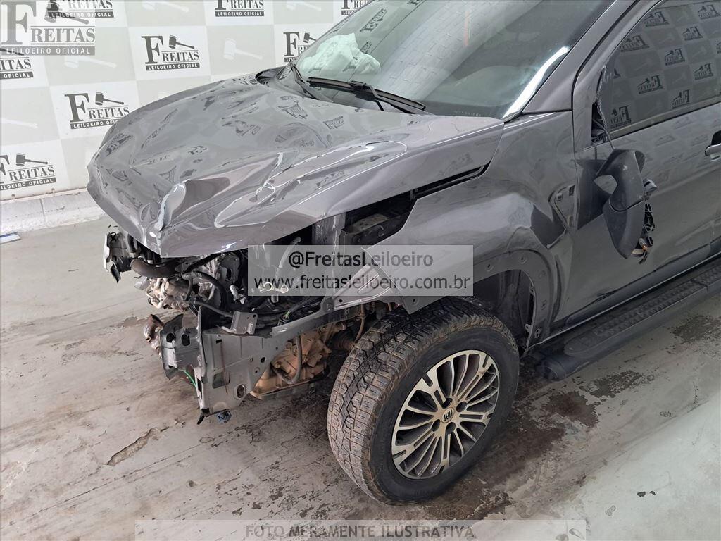 Foto 14 de 24: FIAT/STRADA RANCH AT, 22/22, PLACA: R__-___4, GASOL/ALC, CINZA