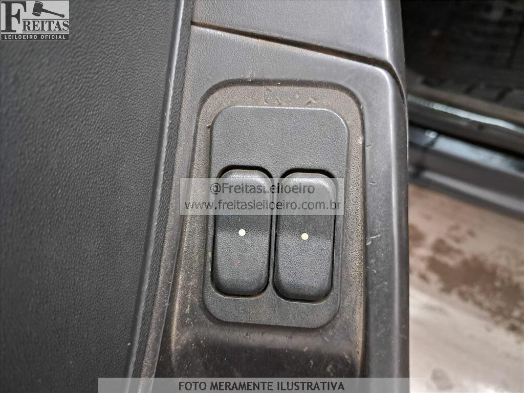 Foto 11 de 25: CHEVROLET/MONTANA LS, 11/11, PLACA: N__-___4, GASOL/ALC, PRETA