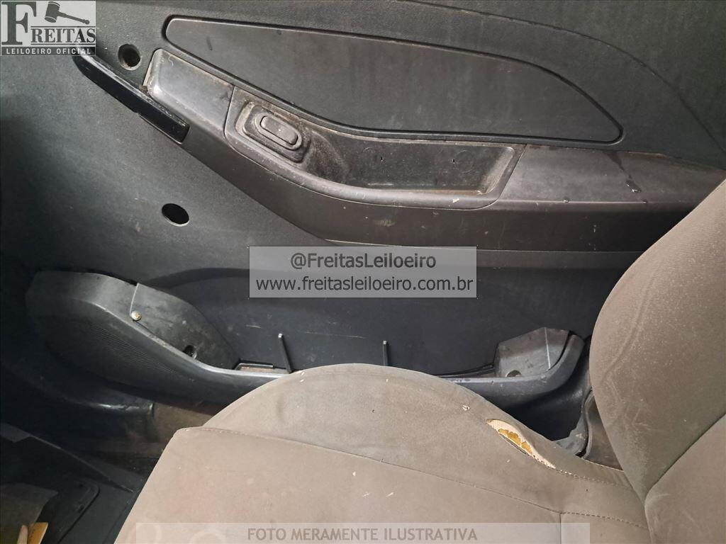 Foto 16 de 25: CHEVROLET/MONTANA LS, 11/11, PLACA: N__-___4, GASOL/ALC, PRETA