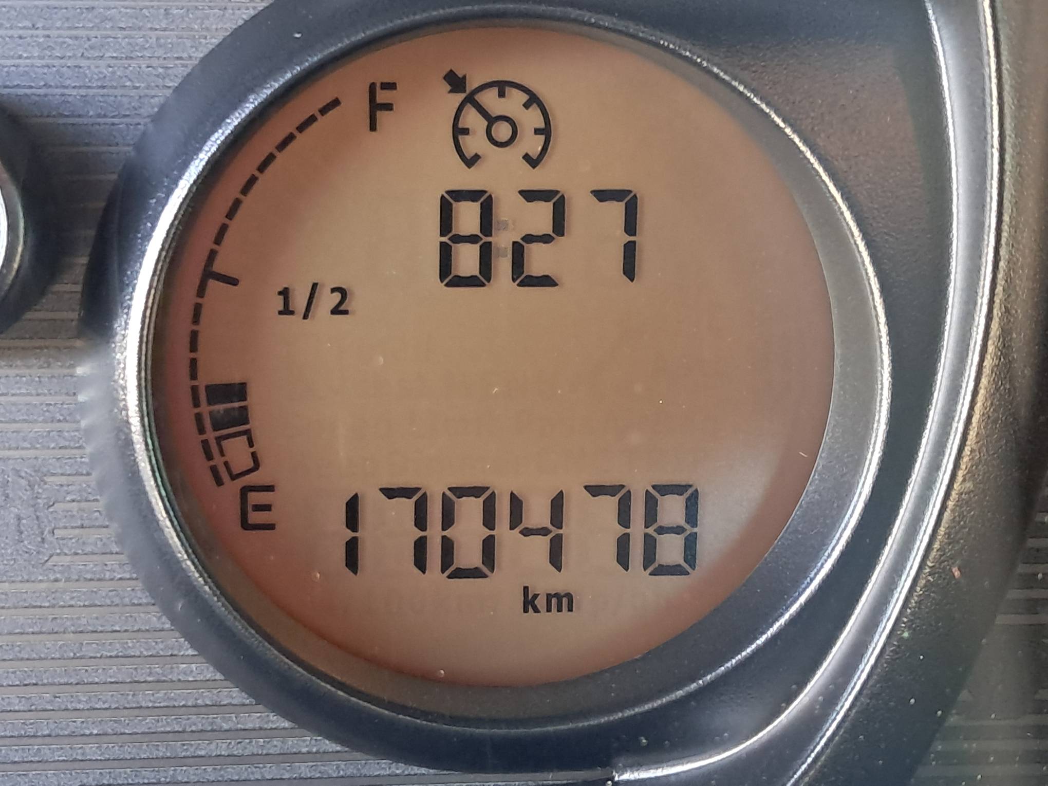 Foto 19 de 19: I/FIAT SIENA EL 1.0 FLEX, 13/14, PLACA: K__-___3, GASOL/ALC, CINZA