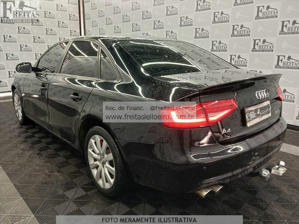 Foto 3: I/AUDI A4 2.0TFSI, 13/13, PLACA: F__-___2, GASOLINA, PRETA