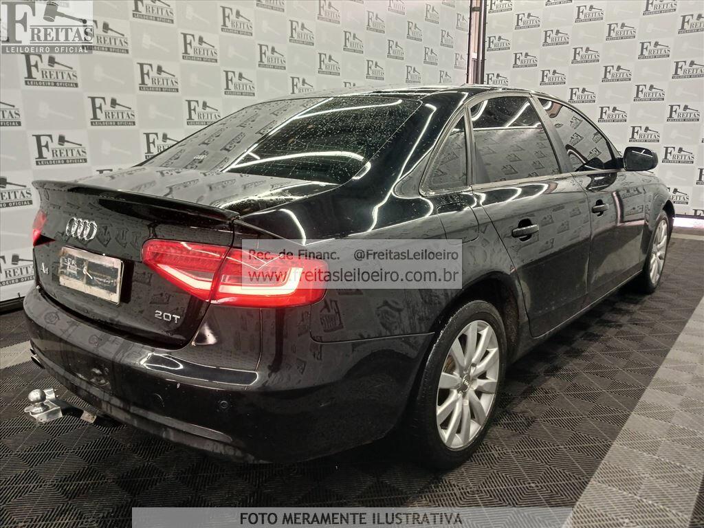 Foto 4: I/AUDI A4 2.0TFSI, 13/13, PLACA: F__-___2, GASOLINA, PRETA