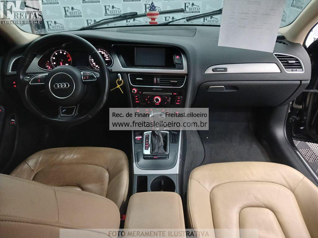 Foto 5: I/AUDI A4 2.0TFSI, 13/13, PLACA: F__-___2, GASOLINA, PRETA
