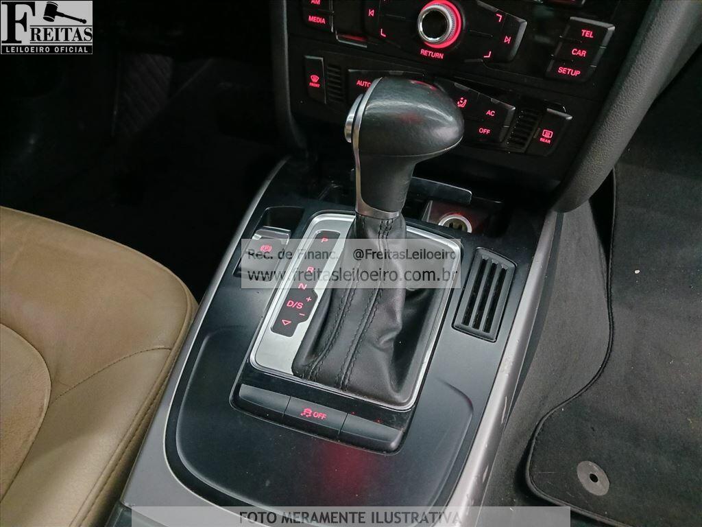 Foto 8 de 21: I/AUDI A4 2.0TFSI, 13/13, PLACA: F__-___2, GASOLINA, PRETA