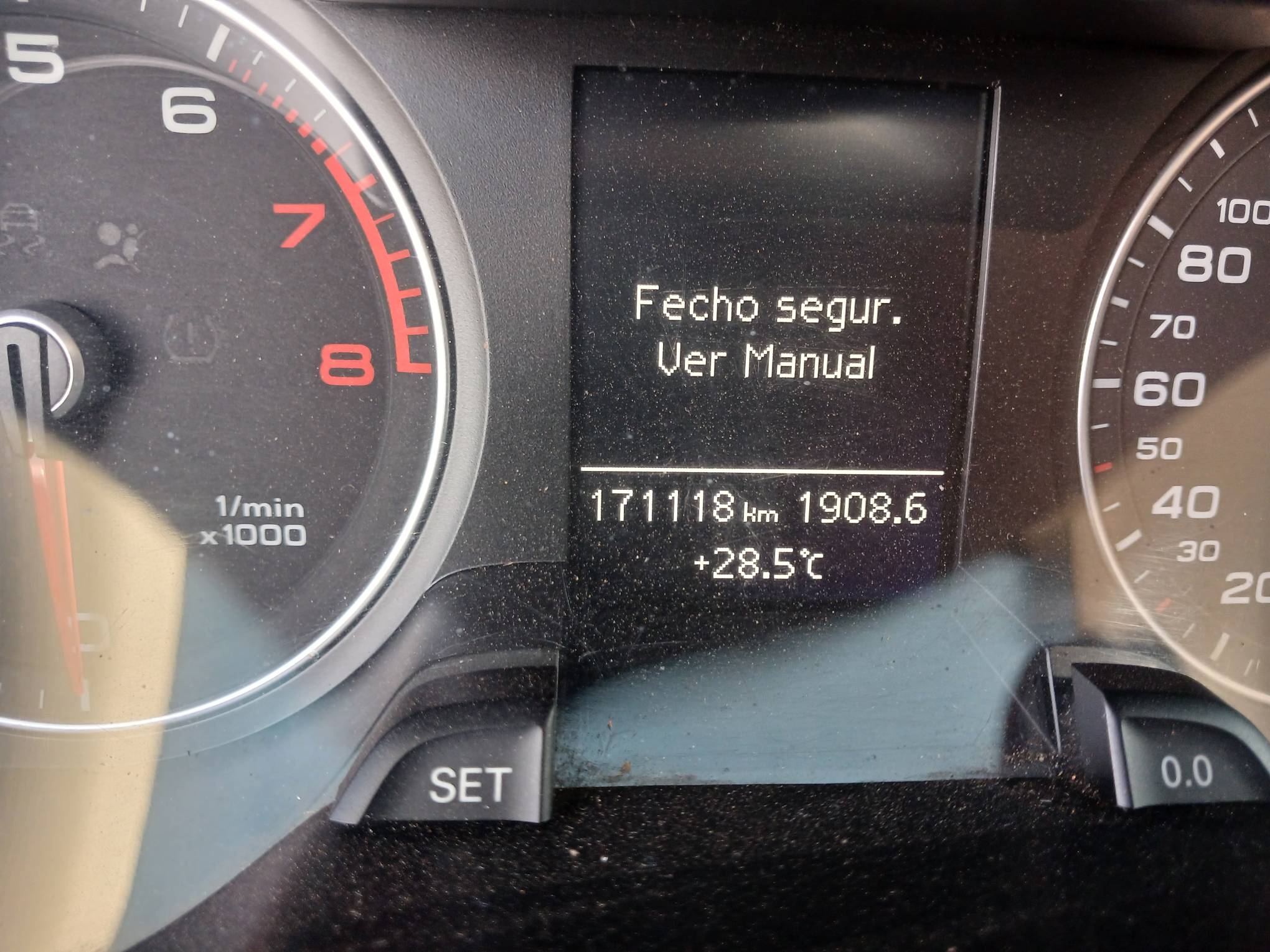 Foto 21 de 21: I/AUDI A4 2.0TFSI, 13/13, PLACA: F__-___2, GASOLINA, PRETA