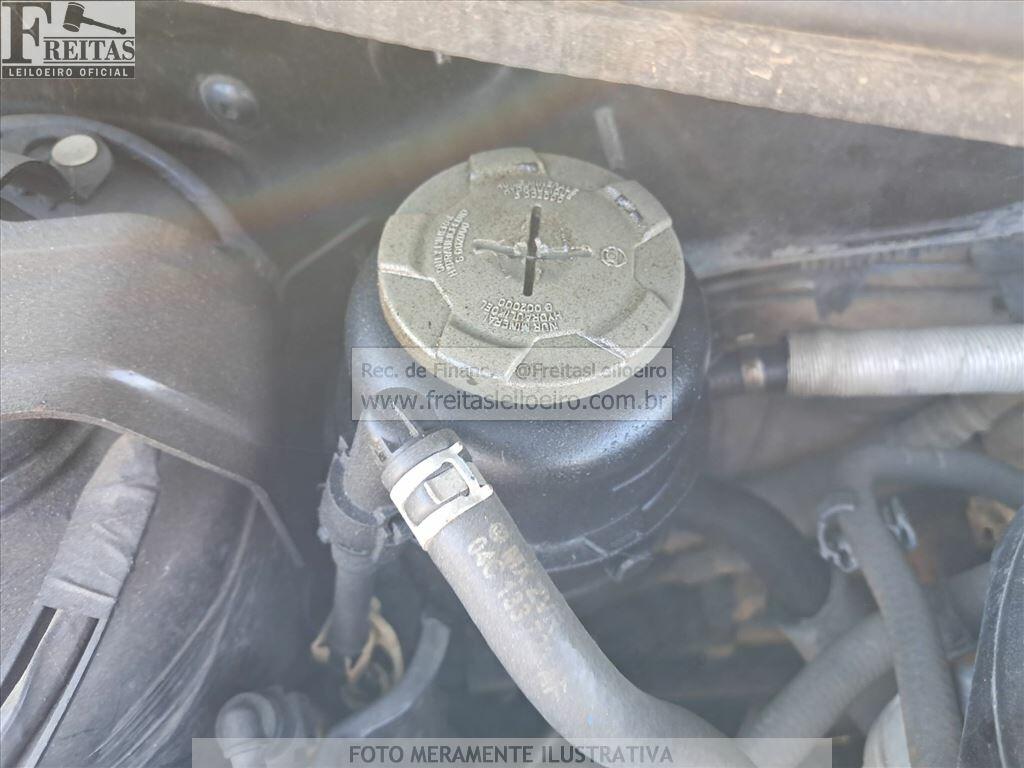 Foto 12 de 21: VW/NOVO GOL TL MCV, 17/18, PLACA: L__-___0, GASOL/ALC/GN, PRETA