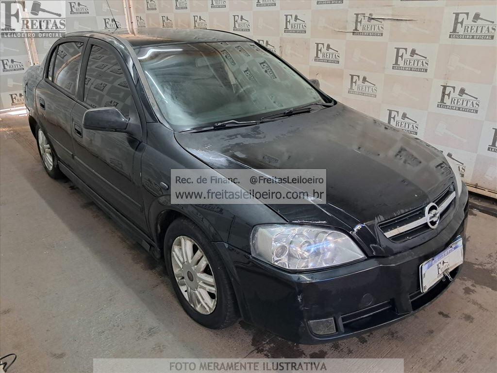 Foto 2: GM/ASTRA SEDAN CD, 02/03, PLACA: D__-___4, GASOLINA, PRETA