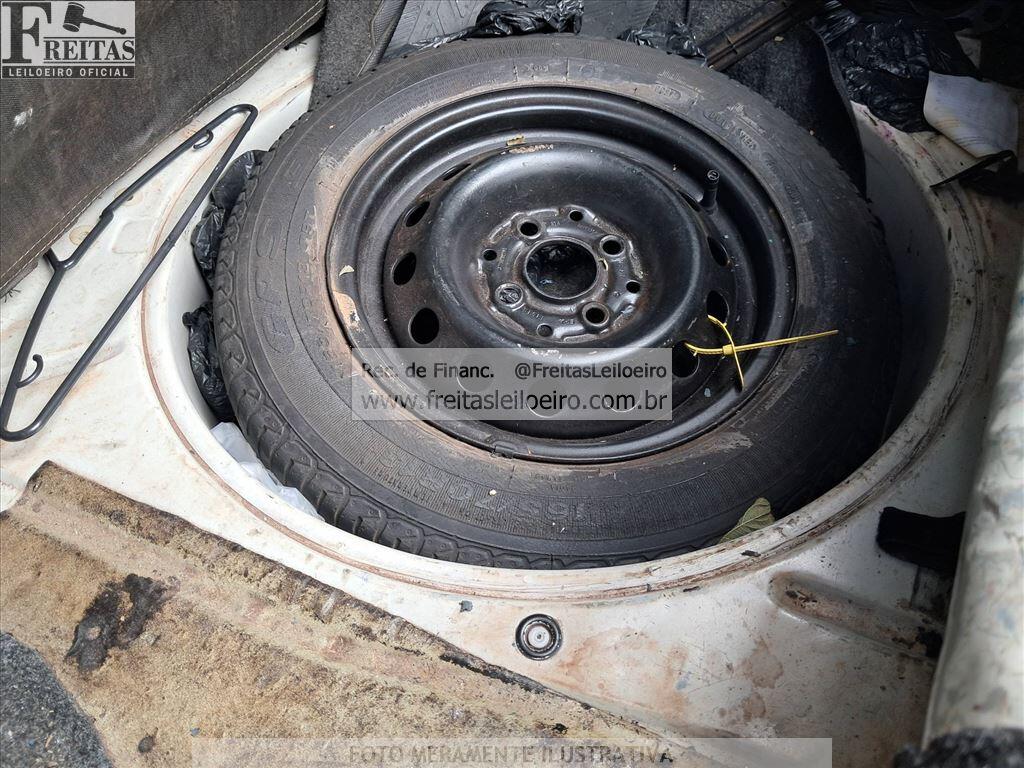 Foto 9 de 16: VW/GOL CITY MB, 14/15, PLACA: A__-___1, GASOL/ALC, BRANCA