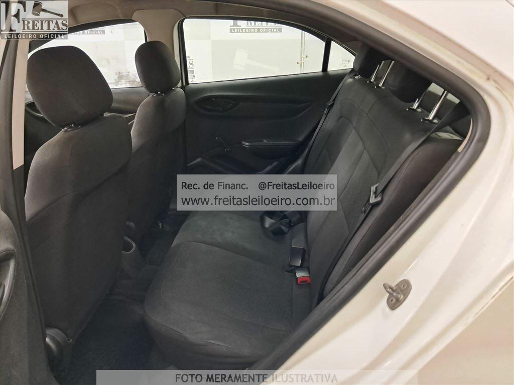 Foto 7 de 28: CHEVROLET/ONIX 10MT JOYE, 17/18, PLACA: Q__-___1, GASOL/ALC, BRANCA