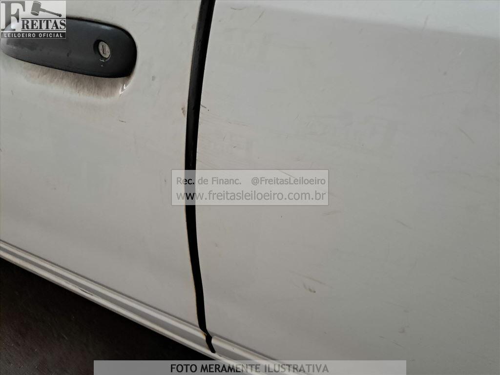 Foto 11 de 28: CHEVROLET/ONIX 10MT JOYE, 17/18, PLACA: Q__-___1, GASOL/ALC, BRANCA