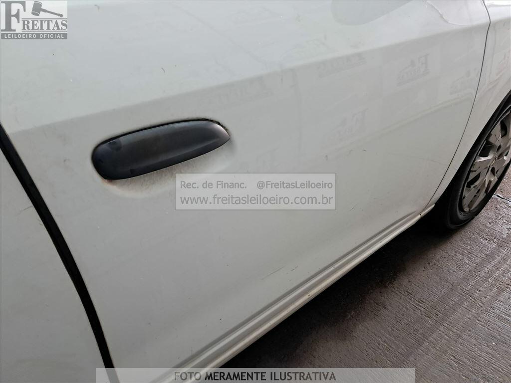 Foto 24 de 28: CHEVROLET/ONIX 10MT JOYE, 17/18, PLACA: Q__-___1, GASOL/ALC, BRANCA