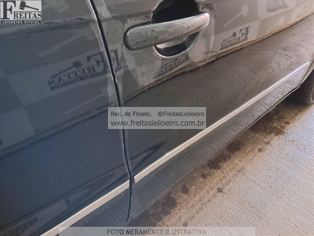 Foto 23 de 28: VW/GOL 1.6 POWER, 11/12, PLACA: E__-___0, GASOL/ALC, PRETA