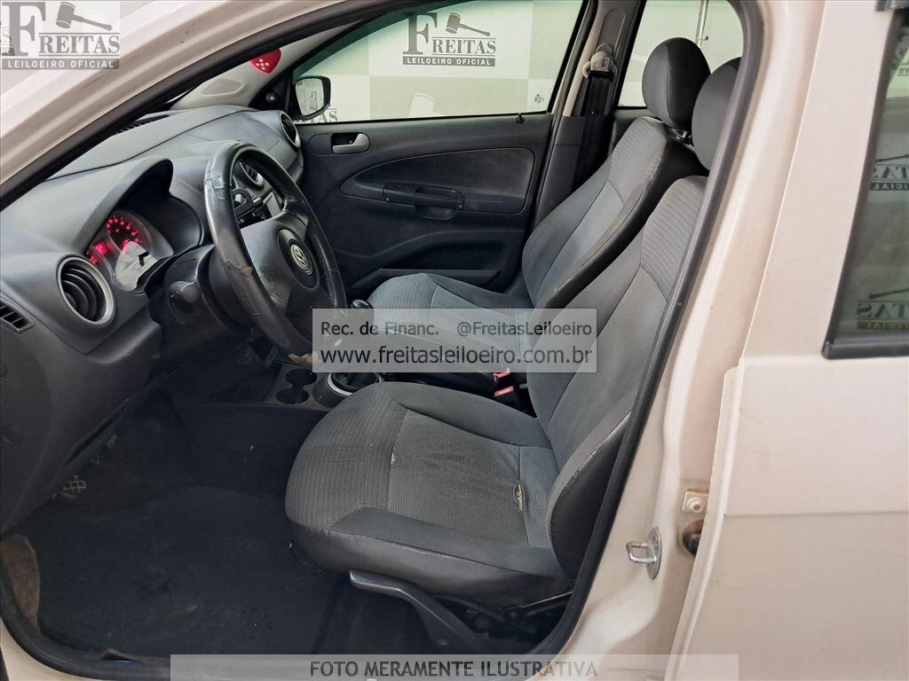 Foto 6 de 25: VW/GOL 1.0, 11/12, PLACA: L__-___8, GASOL/ALC, BRANCA