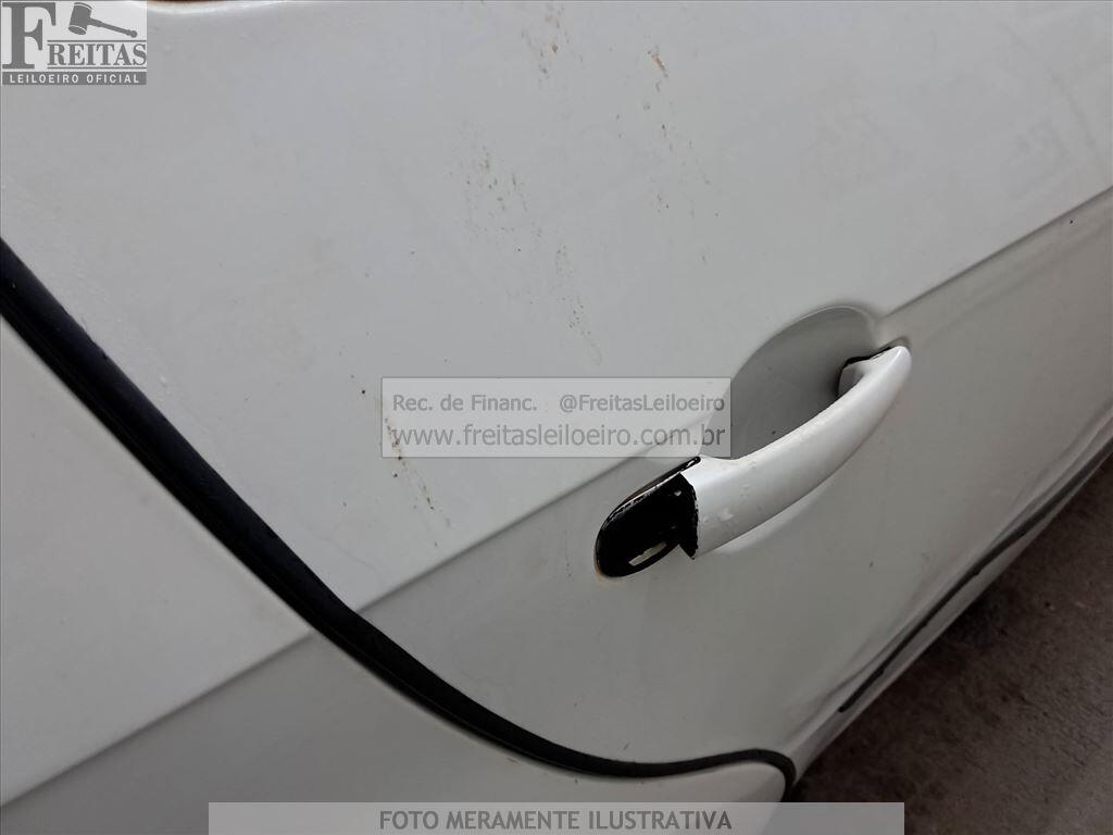 Foto 26 de 28: VW/GOL 1.0L MC4, 18/19, PLACA: Q__-___5, GASOL/ALC, BRANCA