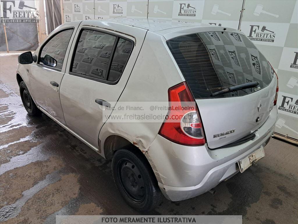 Foto 3: RENAULT/SANDERO AUT1016V, 11/11, PLACA: E__-___0, GASOL/ALC, PRATA