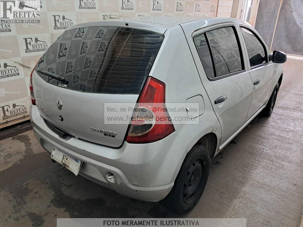 Foto 4: RENAULT/SANDERO AUT1016V, 11/11, PLACA: E__-___0, GASOL/ALC, PRATA