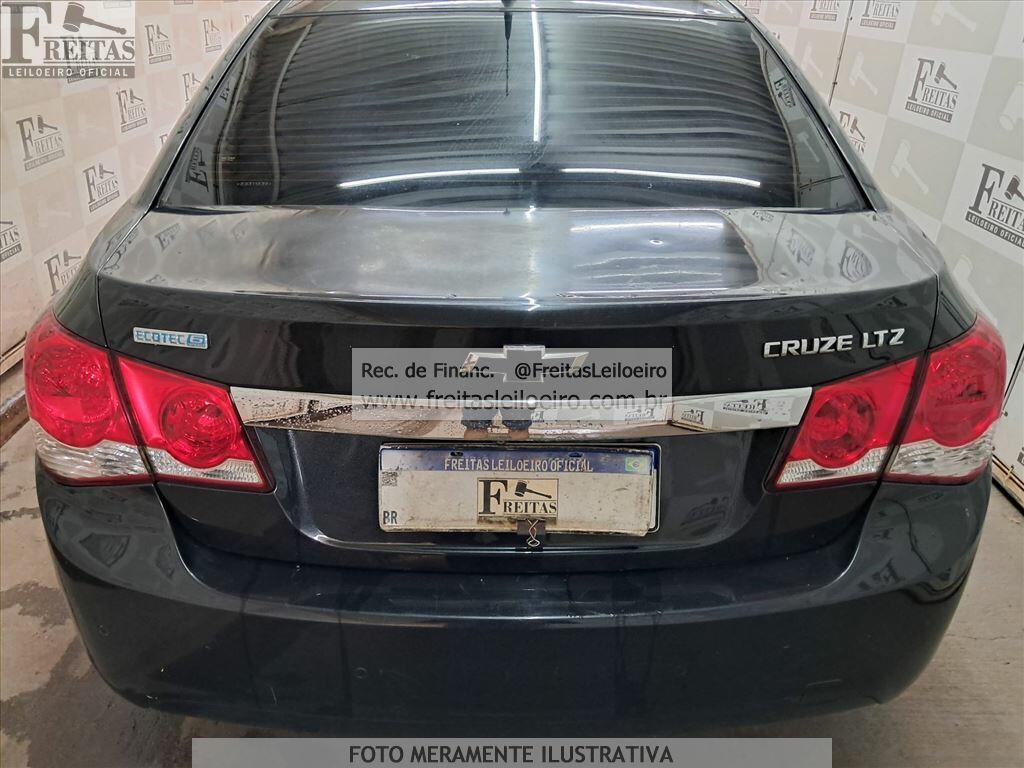 Foto 11 de 28: CHEVROLET/CRUZE LTZ NB, 14/14, PLACA: F__-___0, GASOL/ALC, PRETA