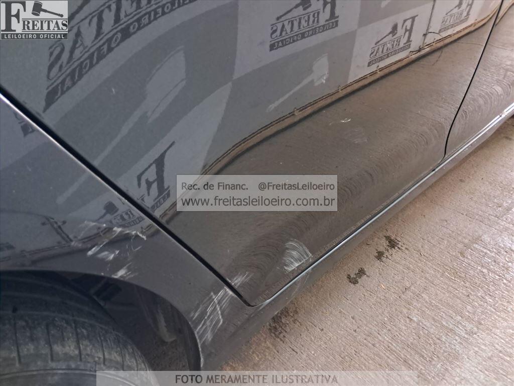 Foto 26 de 28: CHEVROLET/CRUZE LTZ NB, 14/14, PLACA: F__-___0, GASOL/ALC, PRETA