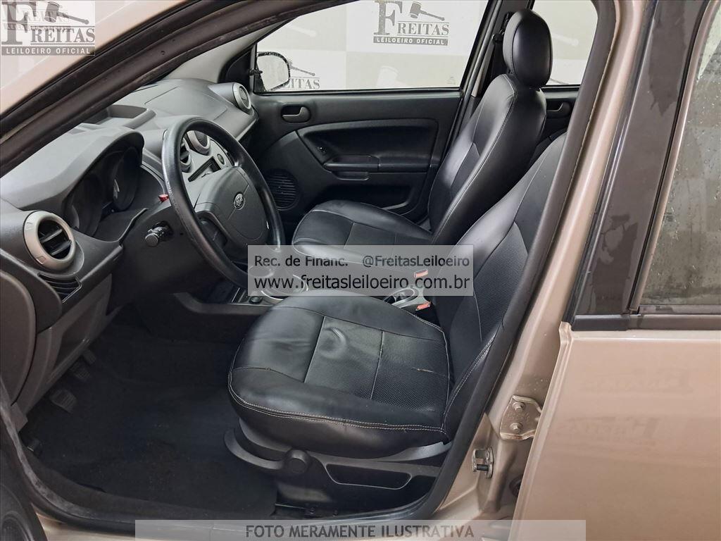 Foto 6 de 23: FORD/FIESTA FLEX, 11/12, PLACA: O__-___8, GASOL/ALC, PRATA