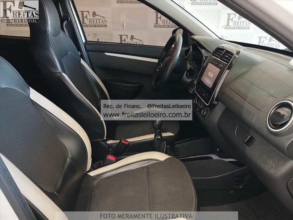 Foto 6 de 16: RENAULT/KWID INTENS 10MT, 18/19, PLACA: E__-___0, GASOL/ALC, BRANCA