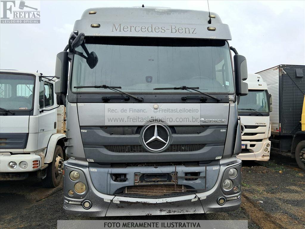 Foto 20 de 28: M.BENZ/ACTROS 2651LS6X4, 17/18, PLACA: G__-___5, DIESEL, CINZA