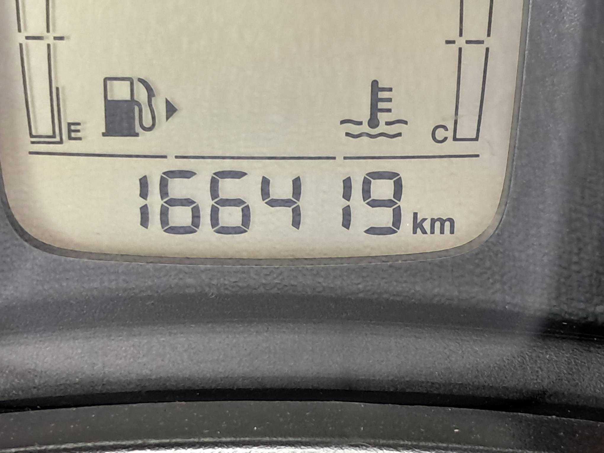 Foto 18 de 18: FIAT/MOBI LIKE, 18/19, PLACA: G__-___5, GASOL/ALC, CINZA