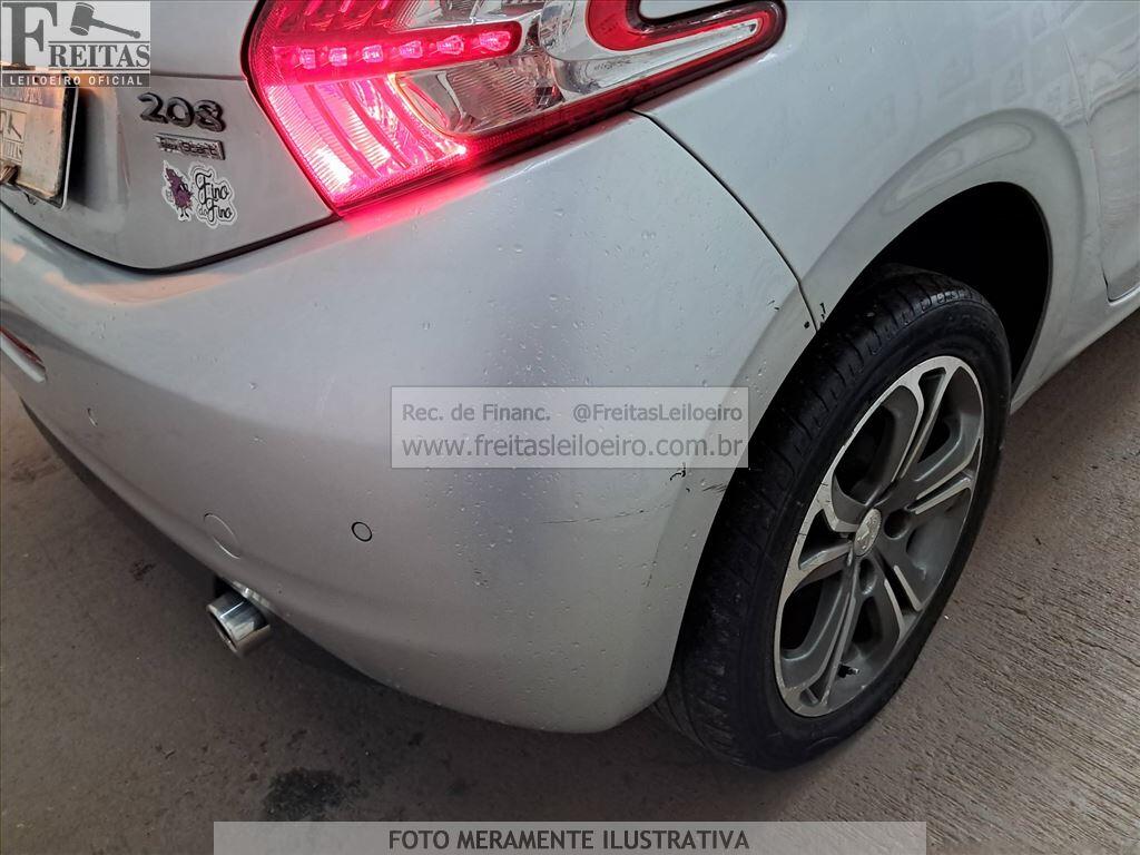 Foto 21 de 24: PEUGEOT/208 GRIFFE A, 15/15, PLACA: F__-___8, GASOL/ALC, PRATA