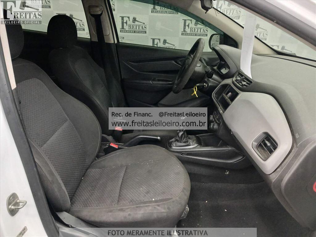 Foto 6 de 21: CHEVROLET/ONIX 10MT JOYE, 19/19, PLACA: Q__-___1, GASOL/ALC, BRANCA