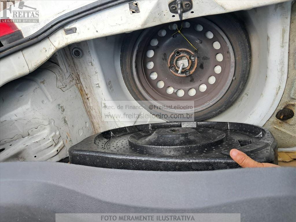 Foto 10 de 21: CHEVROLET/ONIX 10MT JOYE, 19/19, PLACA: Q__-___1, GASOL/ALC, BRANCA