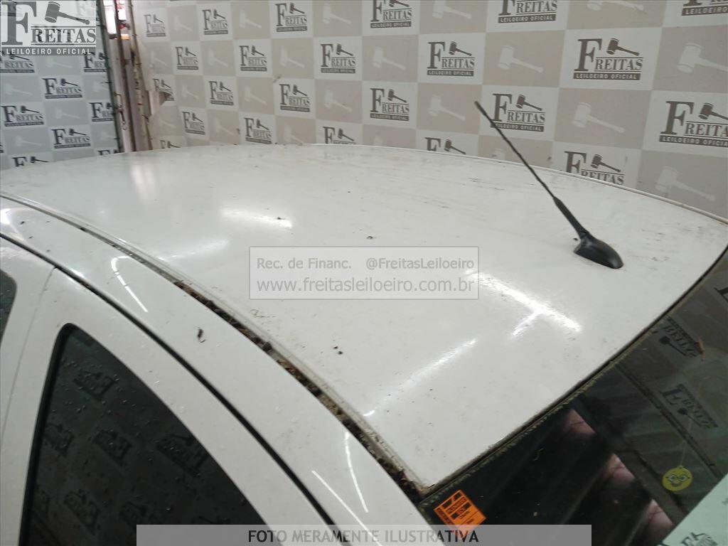 Foto 8 de 18: CHEVROLET/ONIX 1.0MT LT, 13/14, PLACA: F__-___5, GASOL/ALC, BRANCA