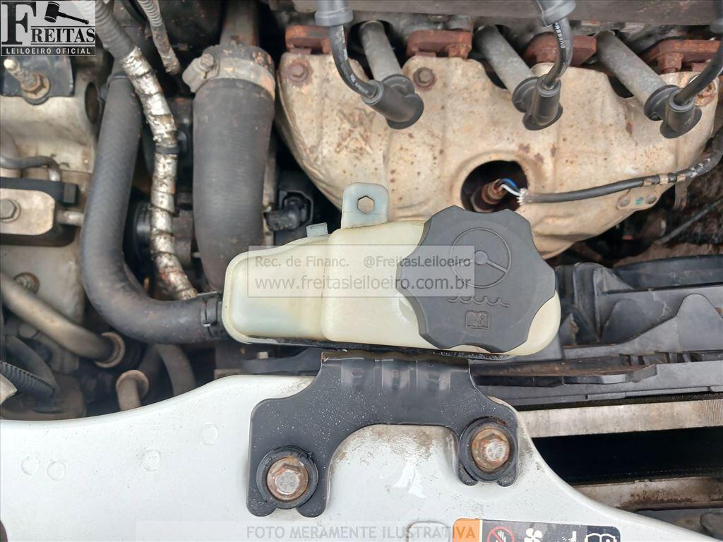 Foto 11 de 18: CHEVROLET/ONIX 1.0MT LT, 13/14, PLACA: F__-___5, GASOL/ALC, BRANCA