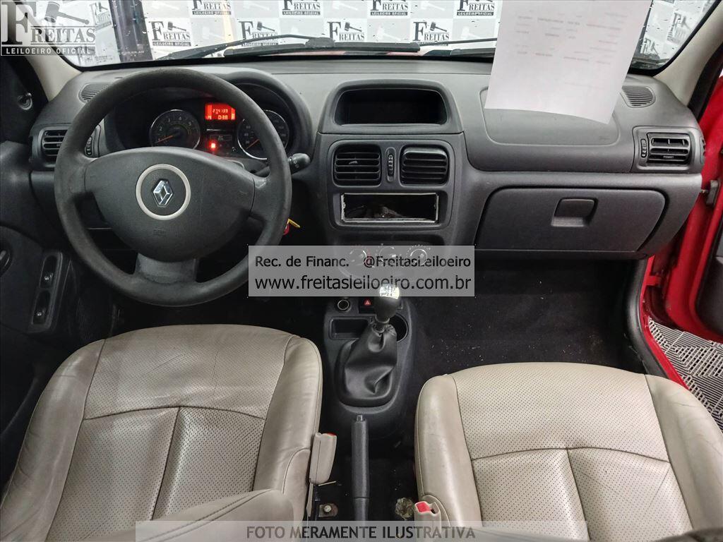 Foto 5: I/RENAULT CLIO EXP1016VH, 15/16, PLACA: A__-___7, GASOL/ALC, VERMELHA