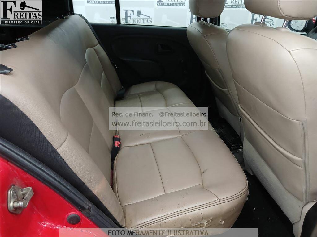 Foto 7 de 19: I/RENAULT CLIO EXP1016VH, 15/16, PLACA: A__-___7, GASOL/ALC, VERMELHA