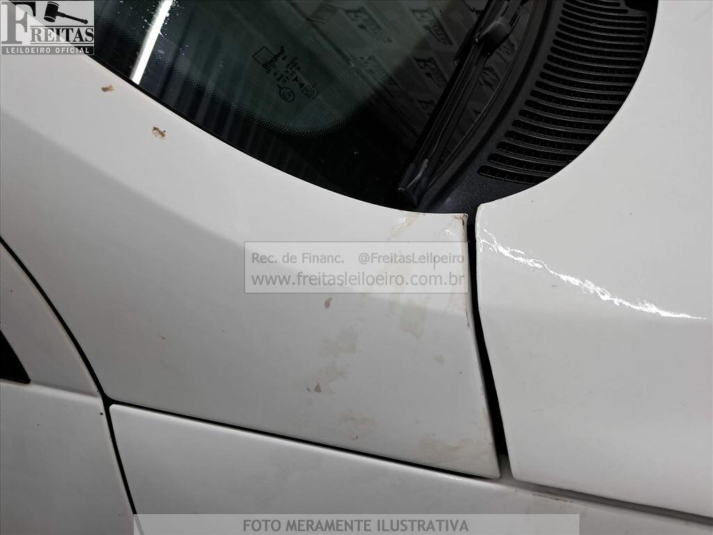 Foto 19 de 25: VW/NOVO GOL TL MCV, 17/17, PLACA: P__-___2, GASOL/ALC, BRANCA