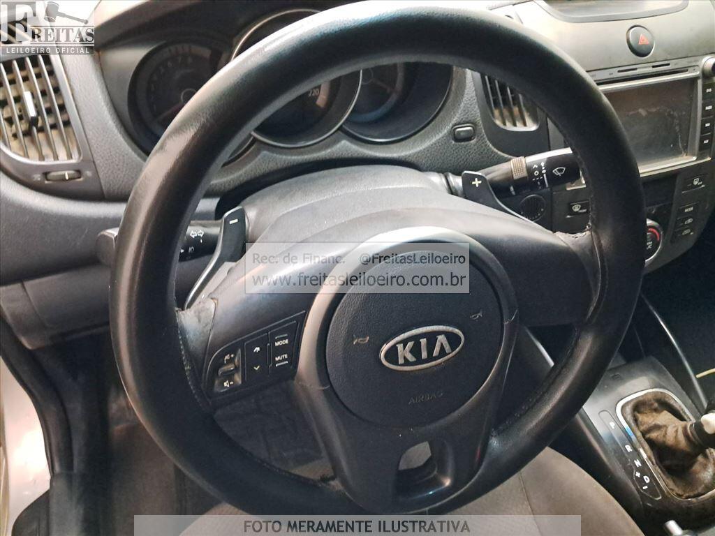Foto 10 de 24: I/KIA CERATO EX3 1.6ATNB, 11/12, PLACA: A__-___7, GASOLINA, PRATA