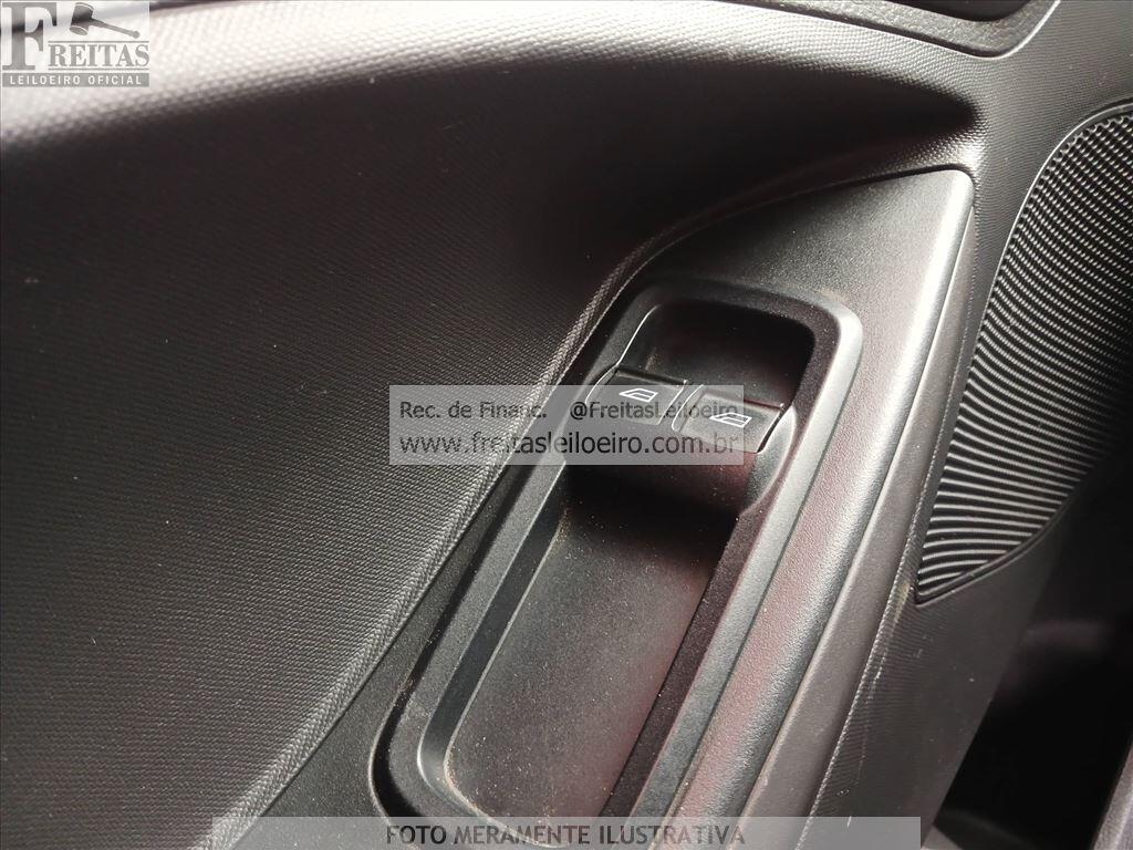 Foto 12 de 21: FORD/KA SE 1.0 HA, 15/15, PLACA: P__-___5, GASOL/ALC, VERMELHA